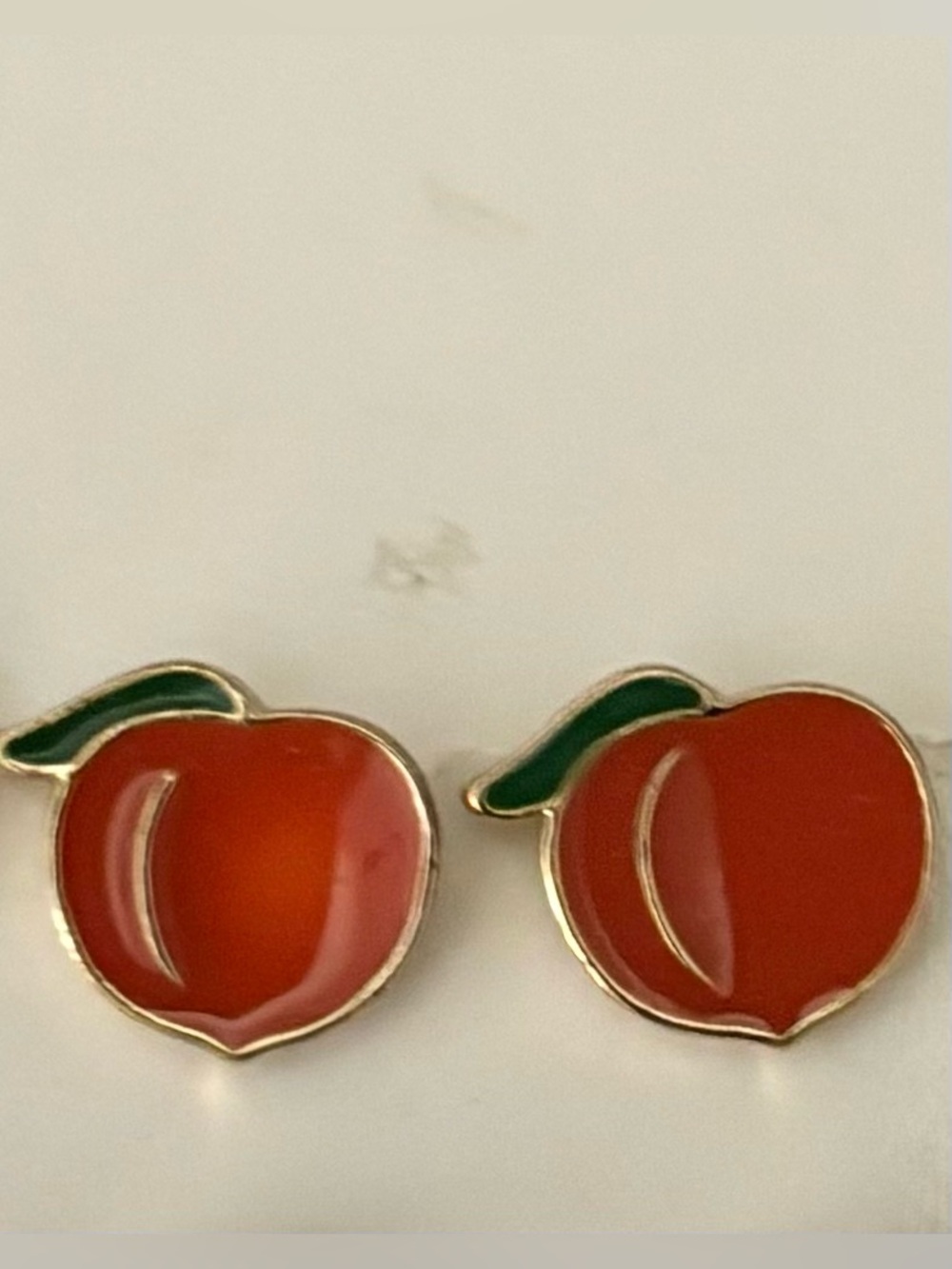 Nwot Mini Peach Stud Earrings